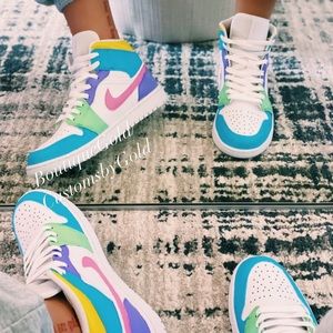 Customs Nike Air Jordan’s multicolor